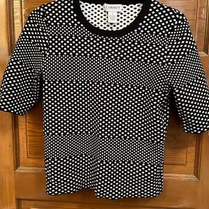 Carmen Marc Valvo Black and White Geometric Sweater size Small